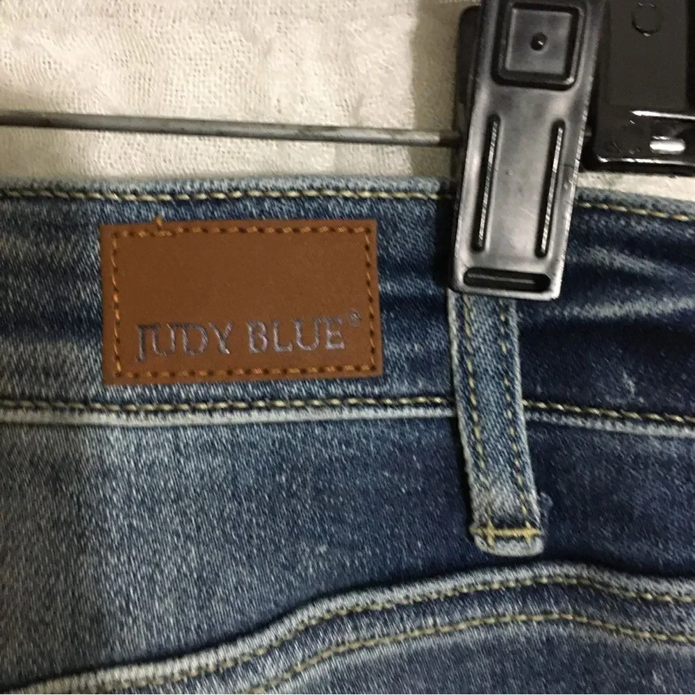 Judy Blue Distressed Straight Fit Jeans Size 9/29